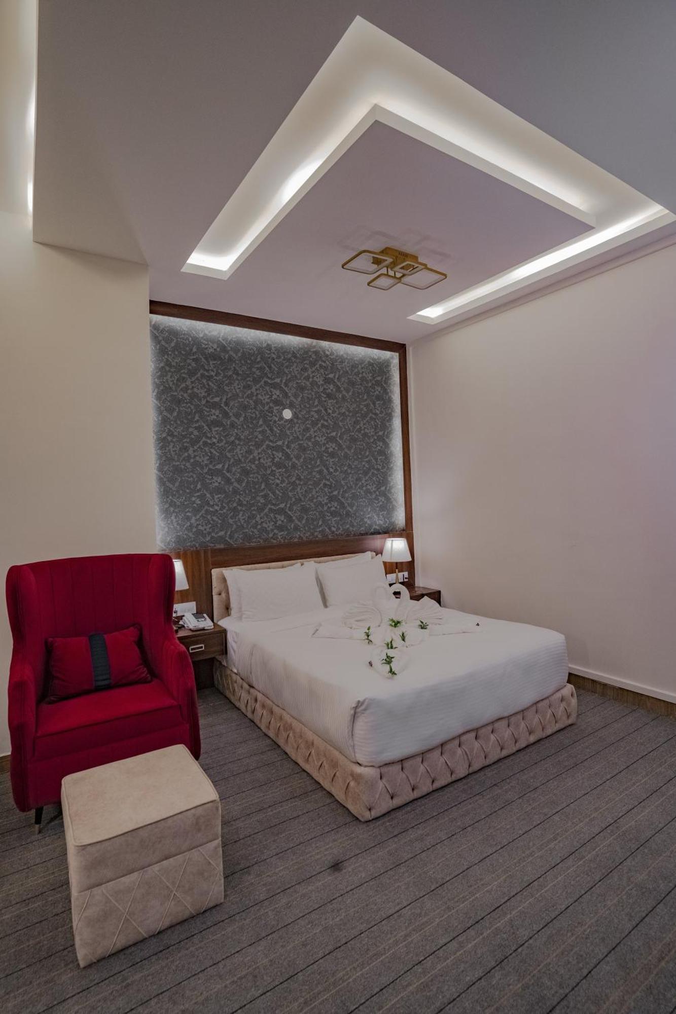 Essotto Recreation Hub Hotel Bangalore Exterior photo